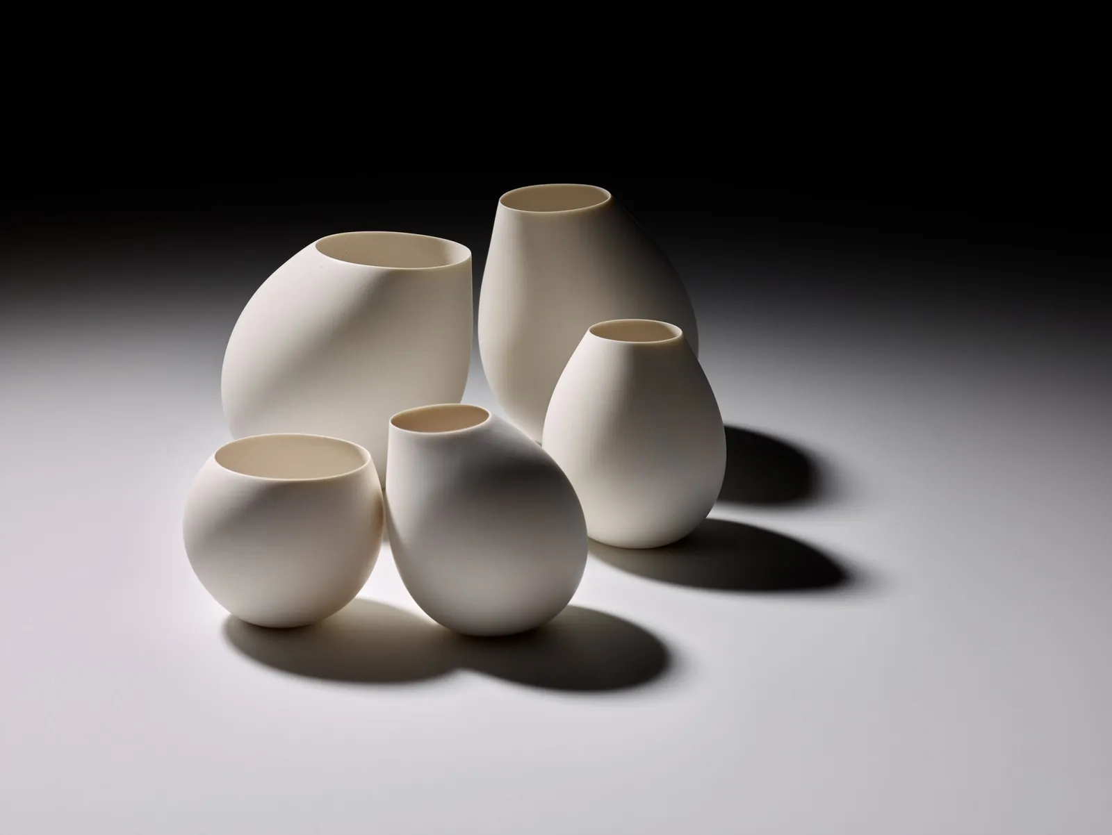 Belinda Winkler, Gathering shadows #5, 2022