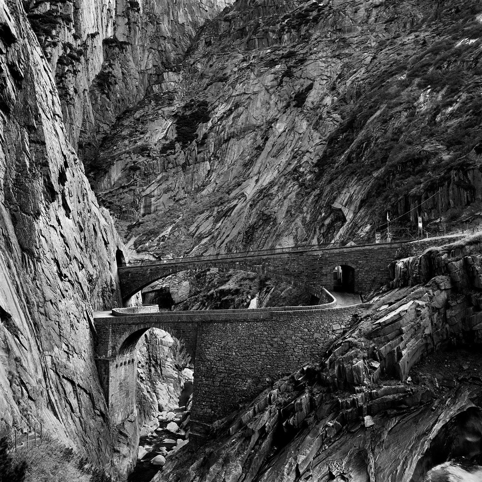 Richard de Tscharner, Teufelsbrücke II, Switzerland, 2016