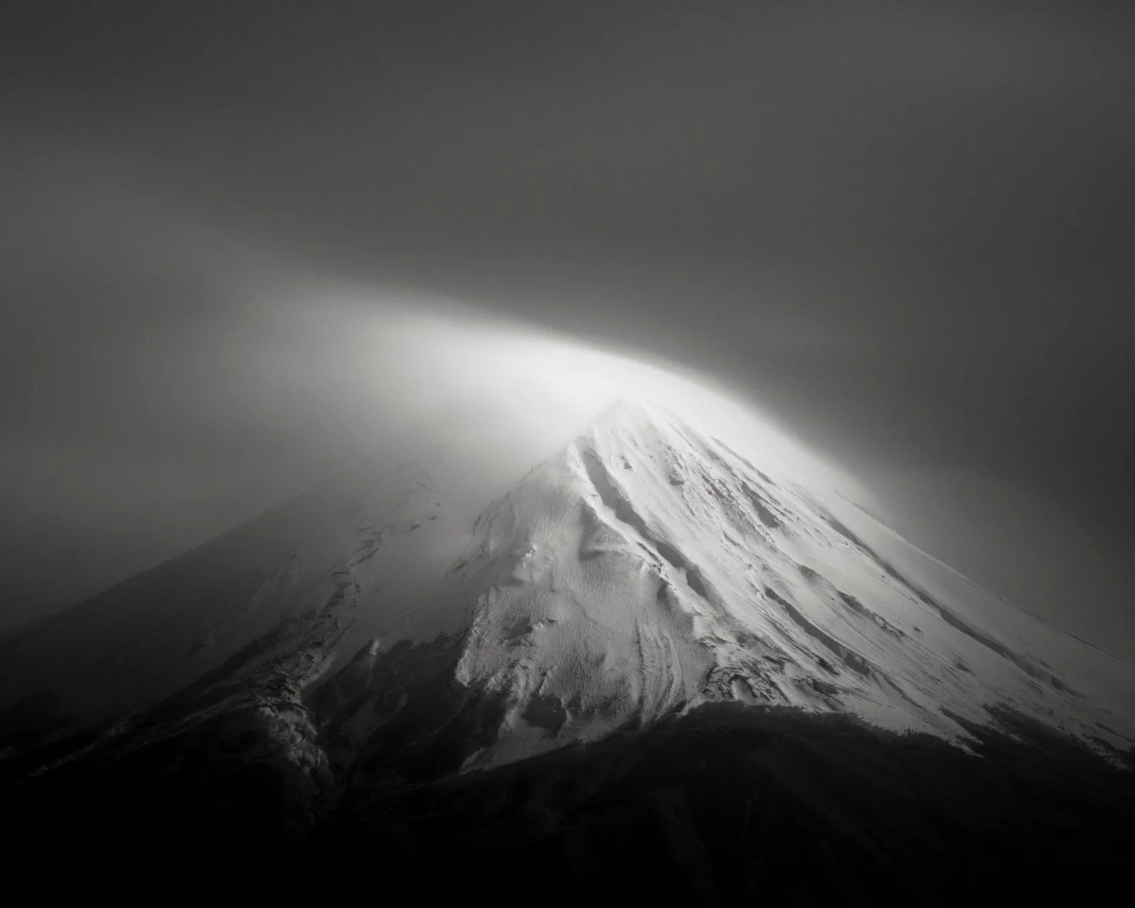 Jeffrey Conley, Four Minutes and Mount Fuji, Japan, 2025