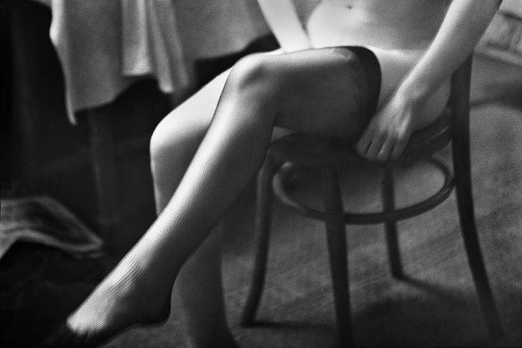 René Groebli, Stockings/Strümpfe (#531), Paris, Das Auge der Liebe, 1952