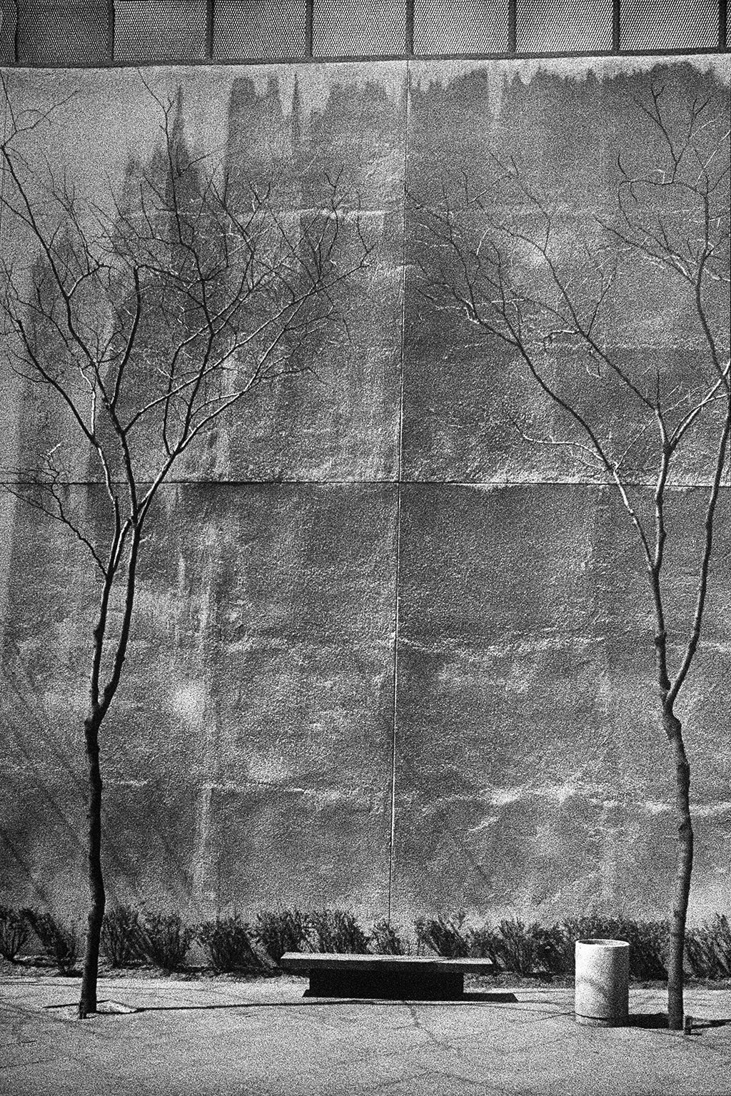 René Groebli, Wall/Hauswand (#732), New York Melancholia, 1978