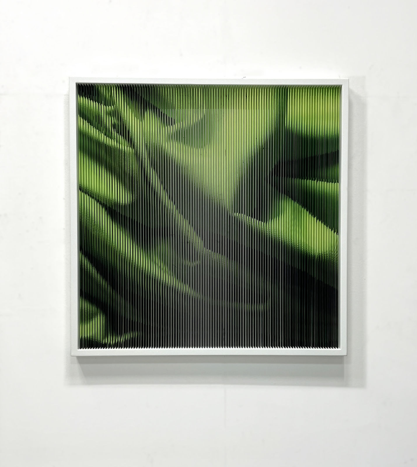 Hong Sungchul, String Mirror 1105, 2025