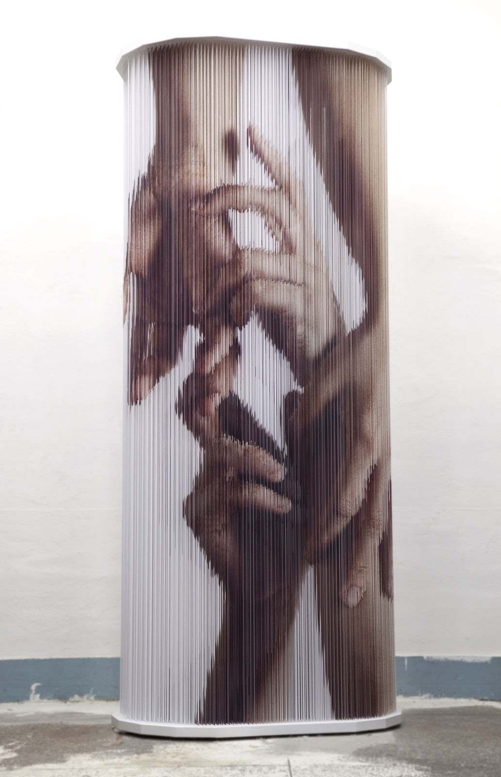 Hong Sungchul, String Column 0155, 2016