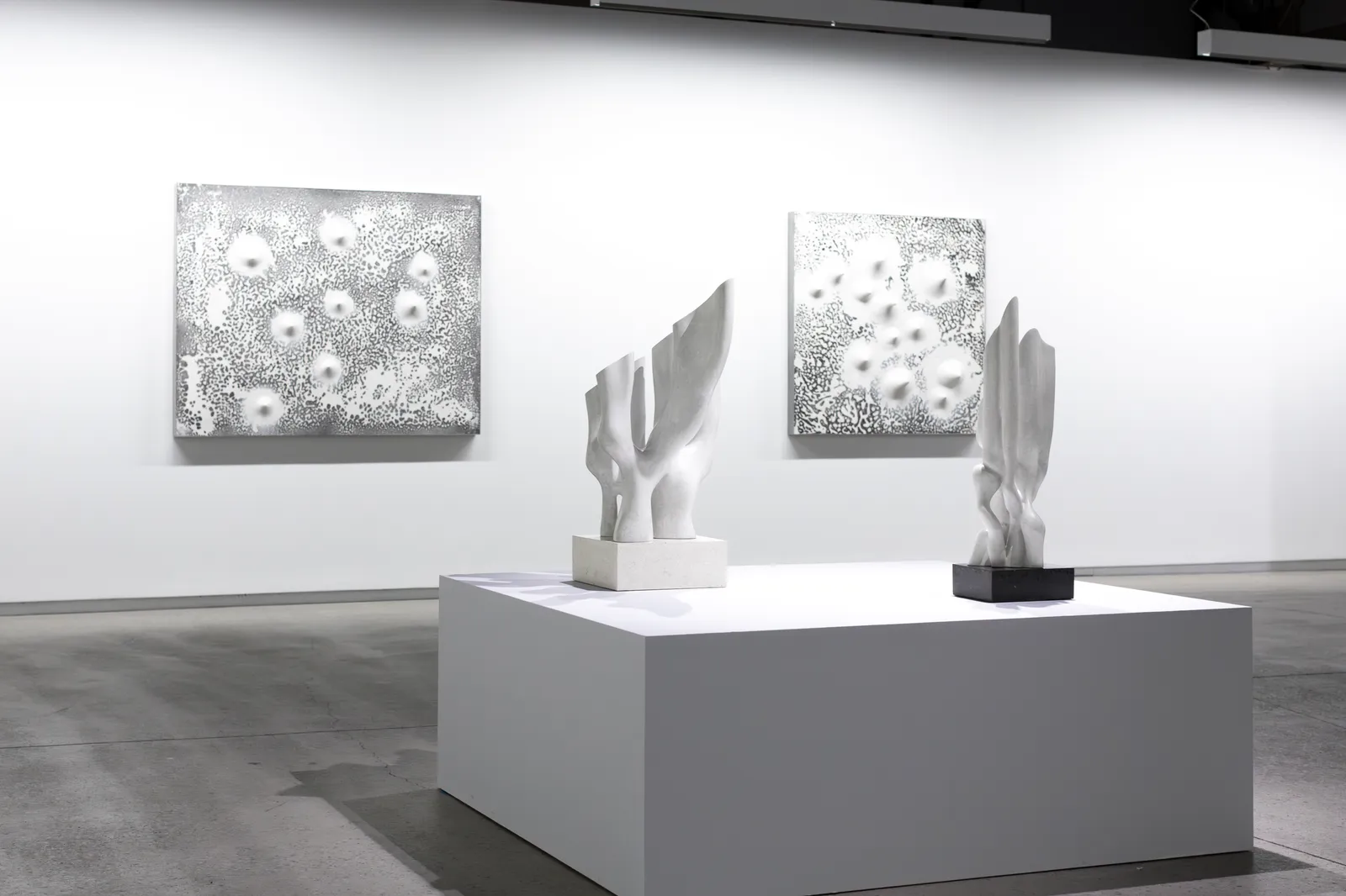 Michel de Broin, Ruissellement 987 / Ruissellemet 987, 2025