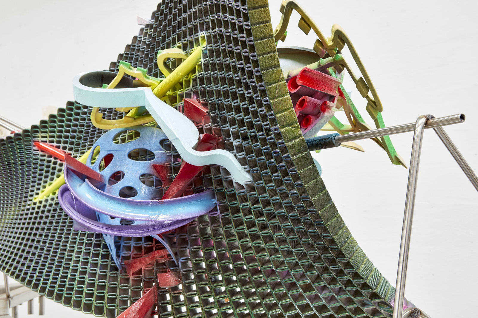 Frank Stella, Over the Waves, 2016