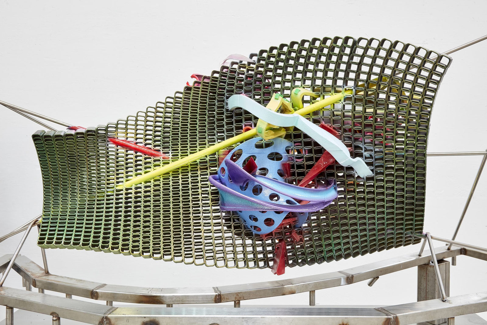 Frank Stella, Over the Waves, 2016