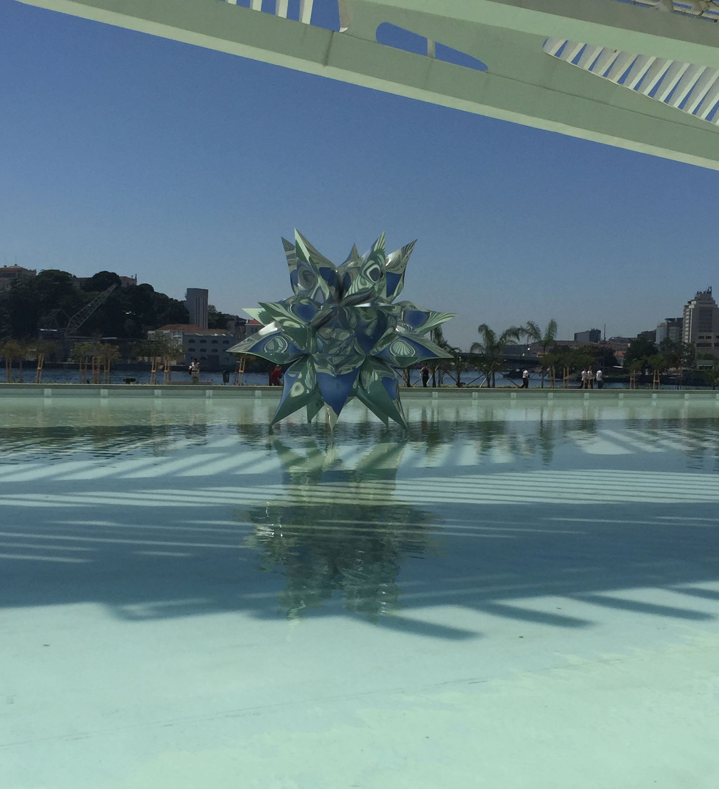 Frank Stella, Puffed Star II, 2014