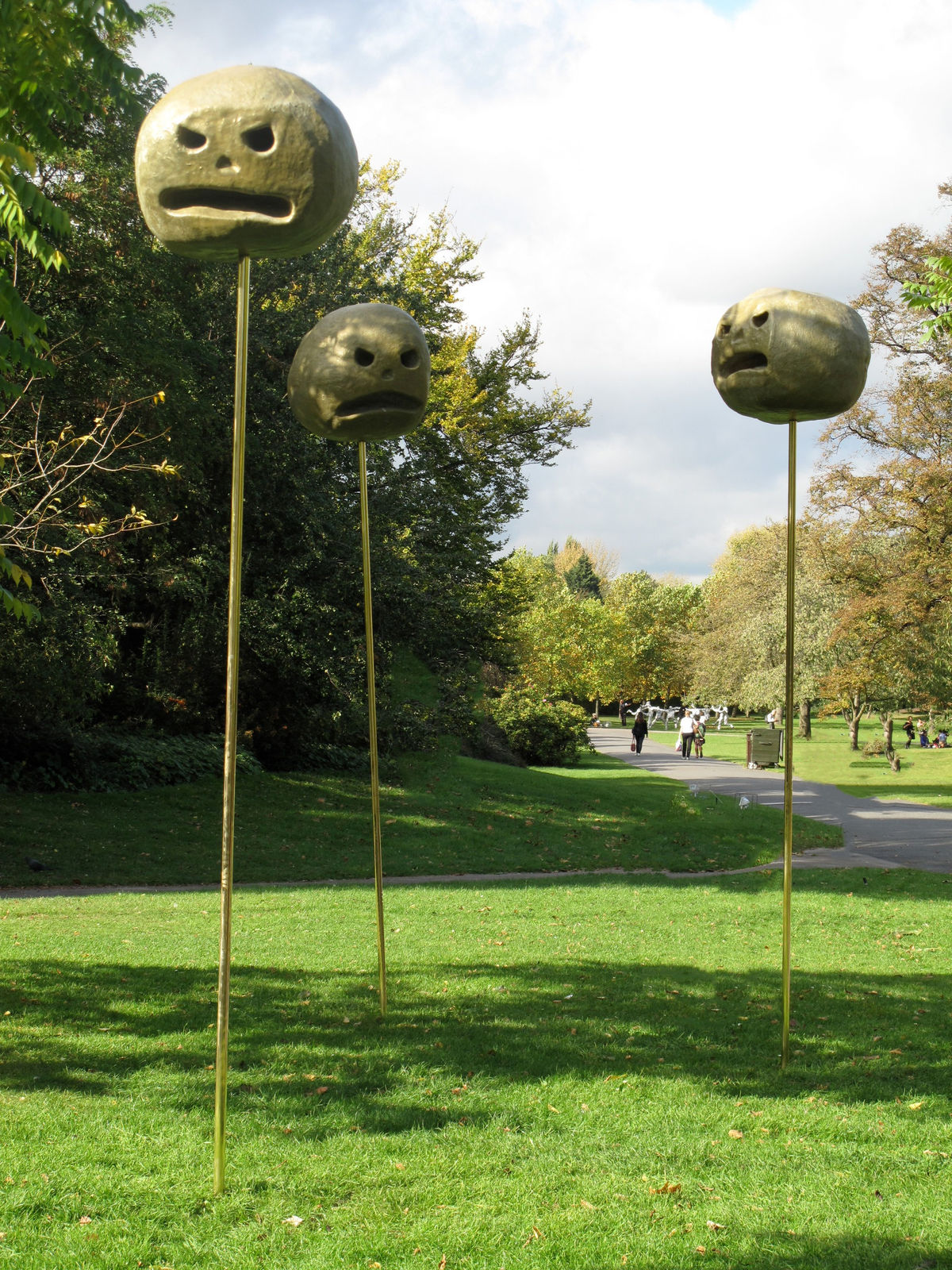 Des Hughes, Angry Pins (Large), 2011