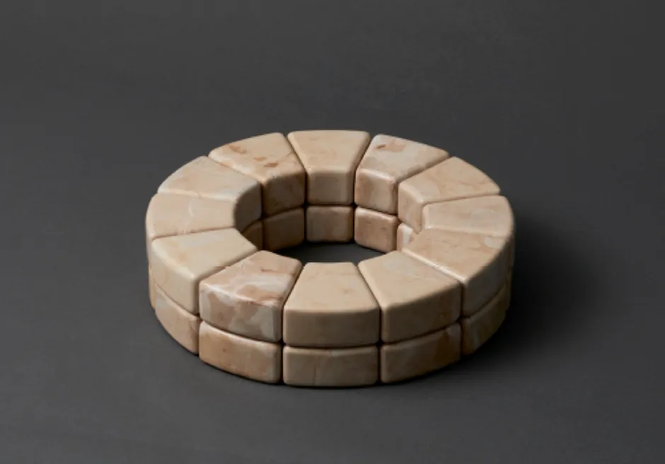 Adeline de Monseignat, Seed Stack Maquette, 2020