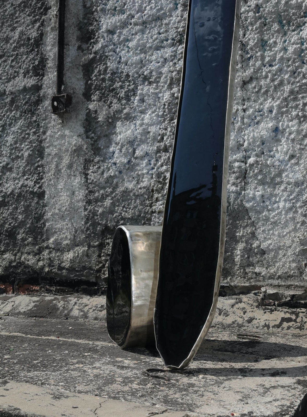 Fresh.Glass x Lavdanskyworkshop, Castes Mirror, 2022