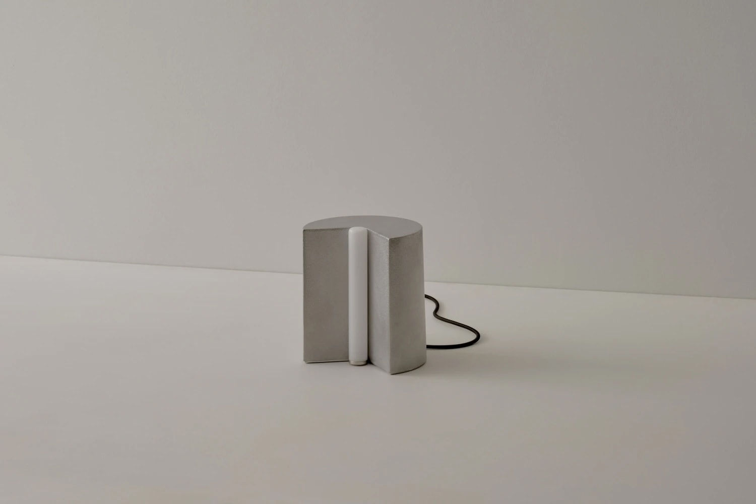 Volker Haug Studio, Tableton Aluminium Small