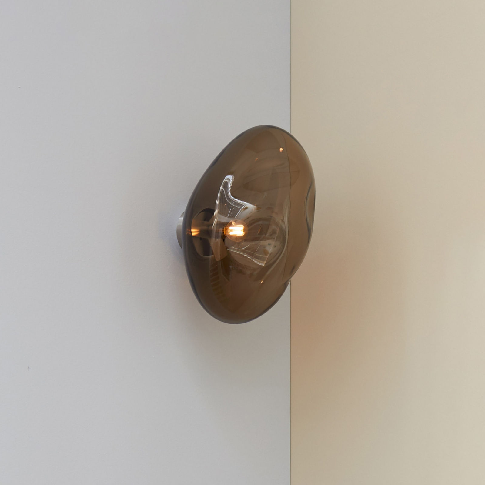 Eloa Unique Lights, Haumea Amorph Wall Lamp