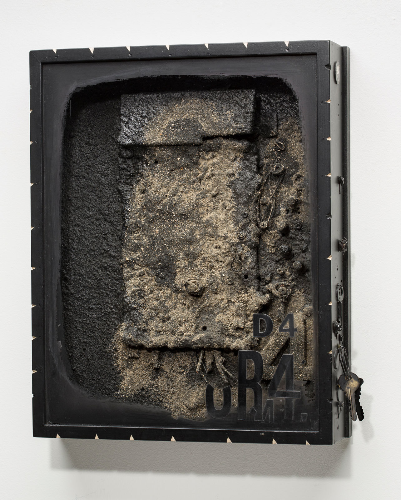 Gordon Newton, The Smugler, 2012-15