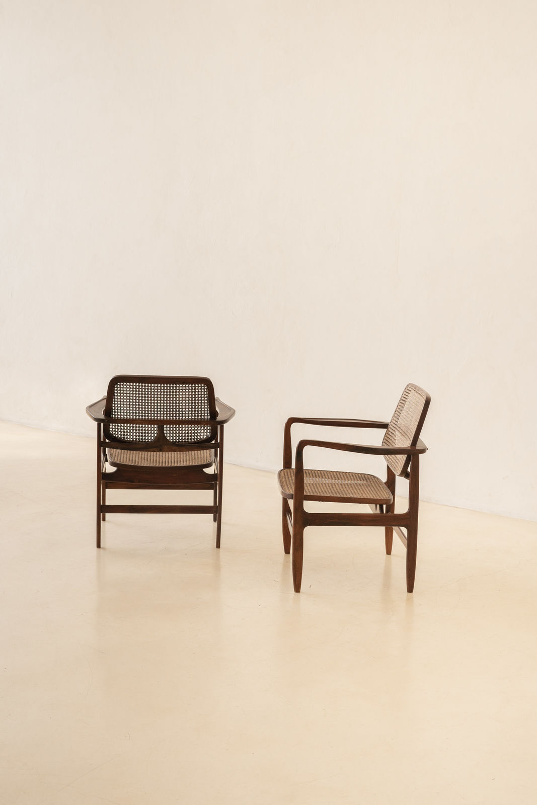 Sergio Rodrigues, Oscar Armchair (2 units), 1956