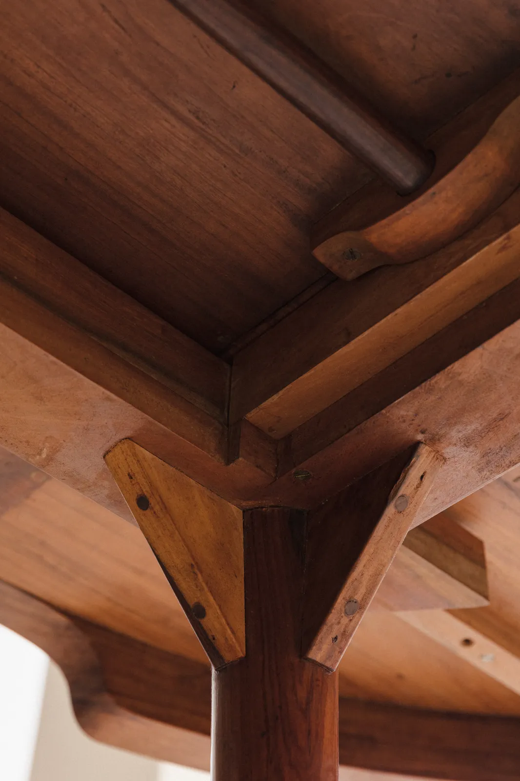 Carlo Hauner and Martin Eisler, Round Expandable Table, c. 1955