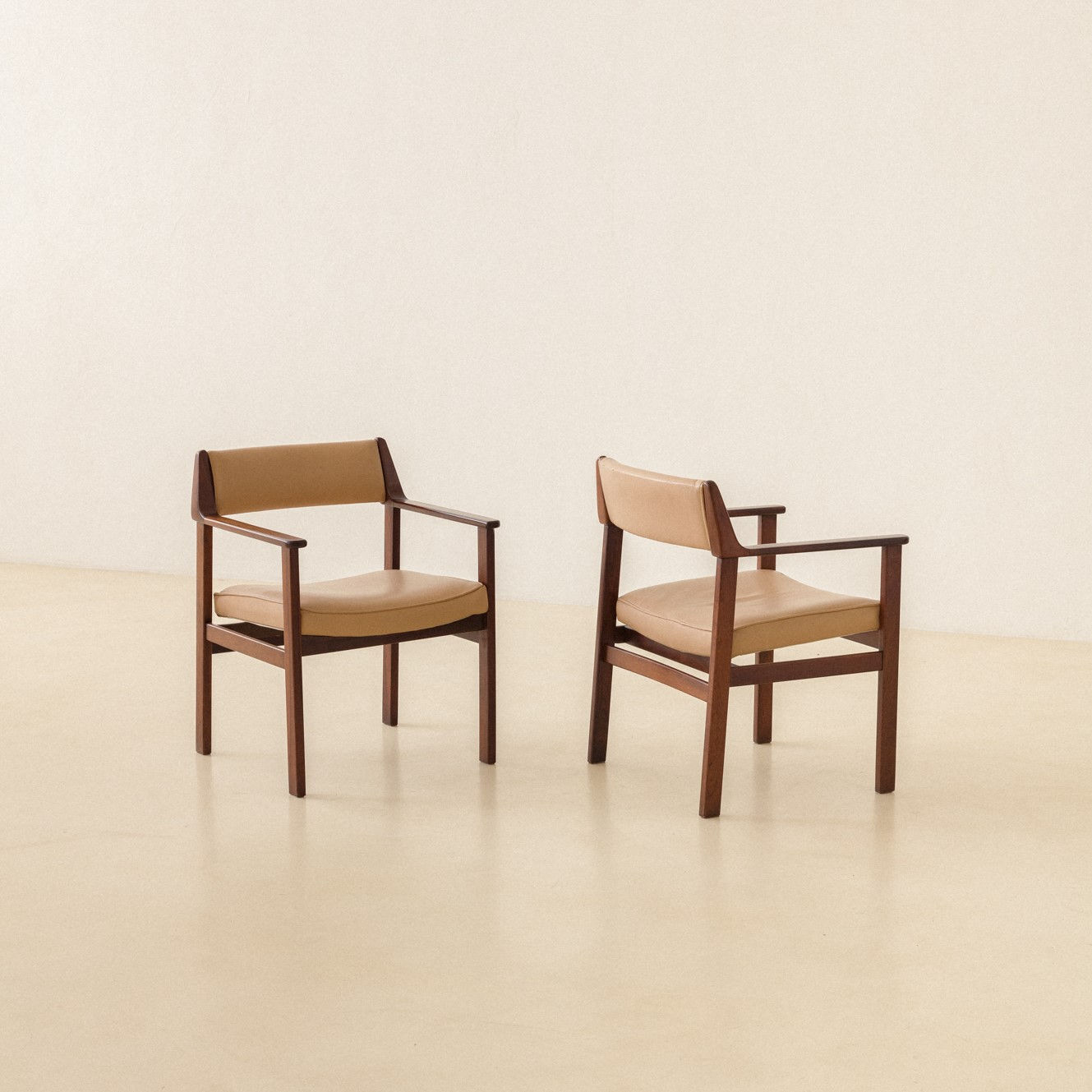 Casulo, Chair with Armrest (2 units), 1960s