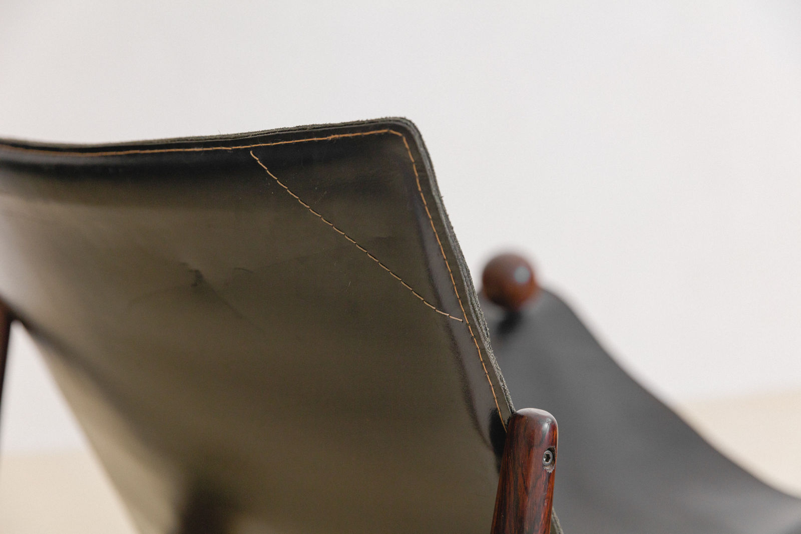 Unknown Artist, Armchair