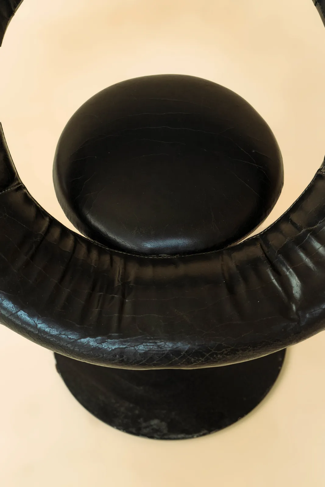 Ricardo Fasanello, Anel 60’s Armchair (1 unit), 1970