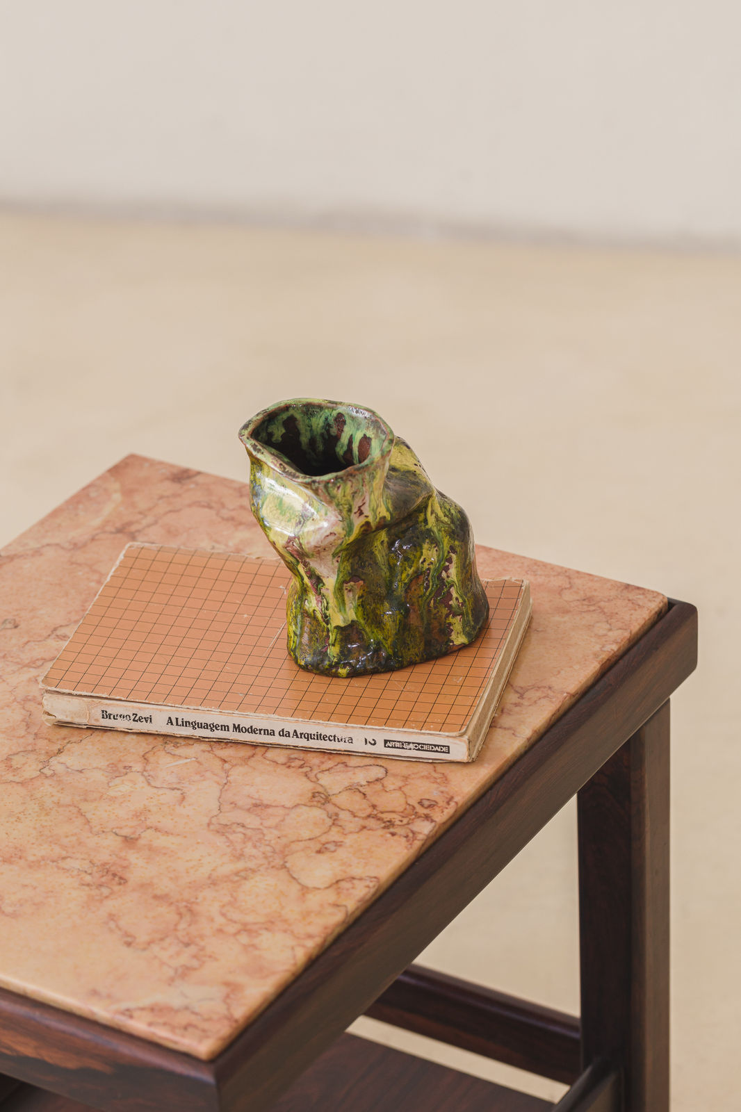 Unknown Artist, Marble side table (2 units - pair), 1960s