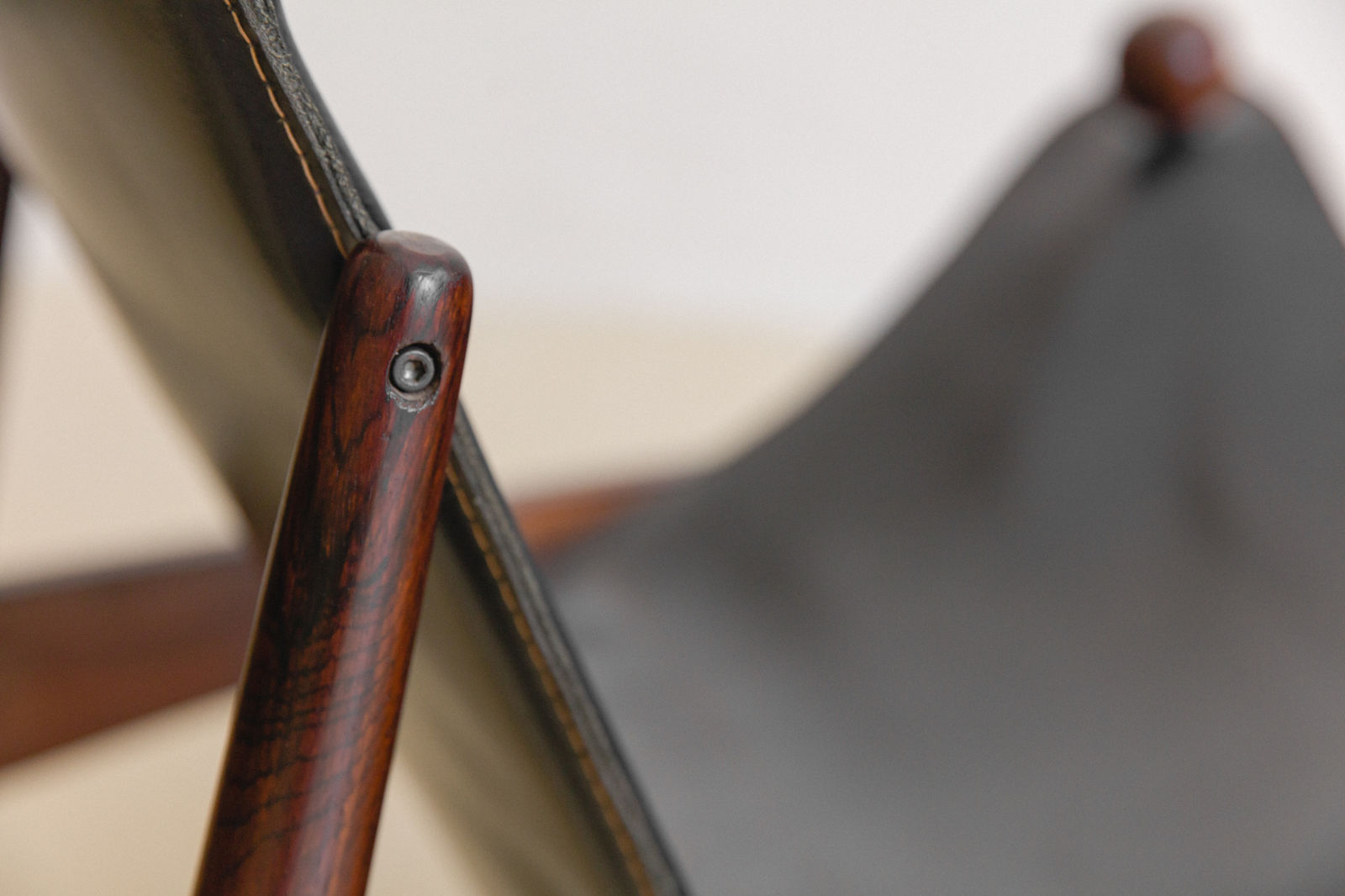 Unknown Artist, Armchair