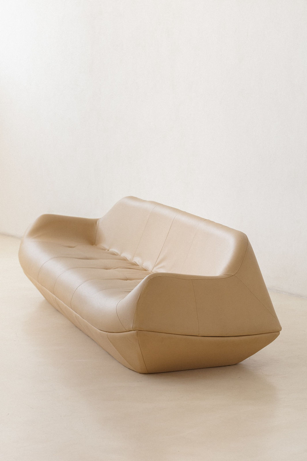 Jorge Zalszupin, Manhattan Sofa, 1960s