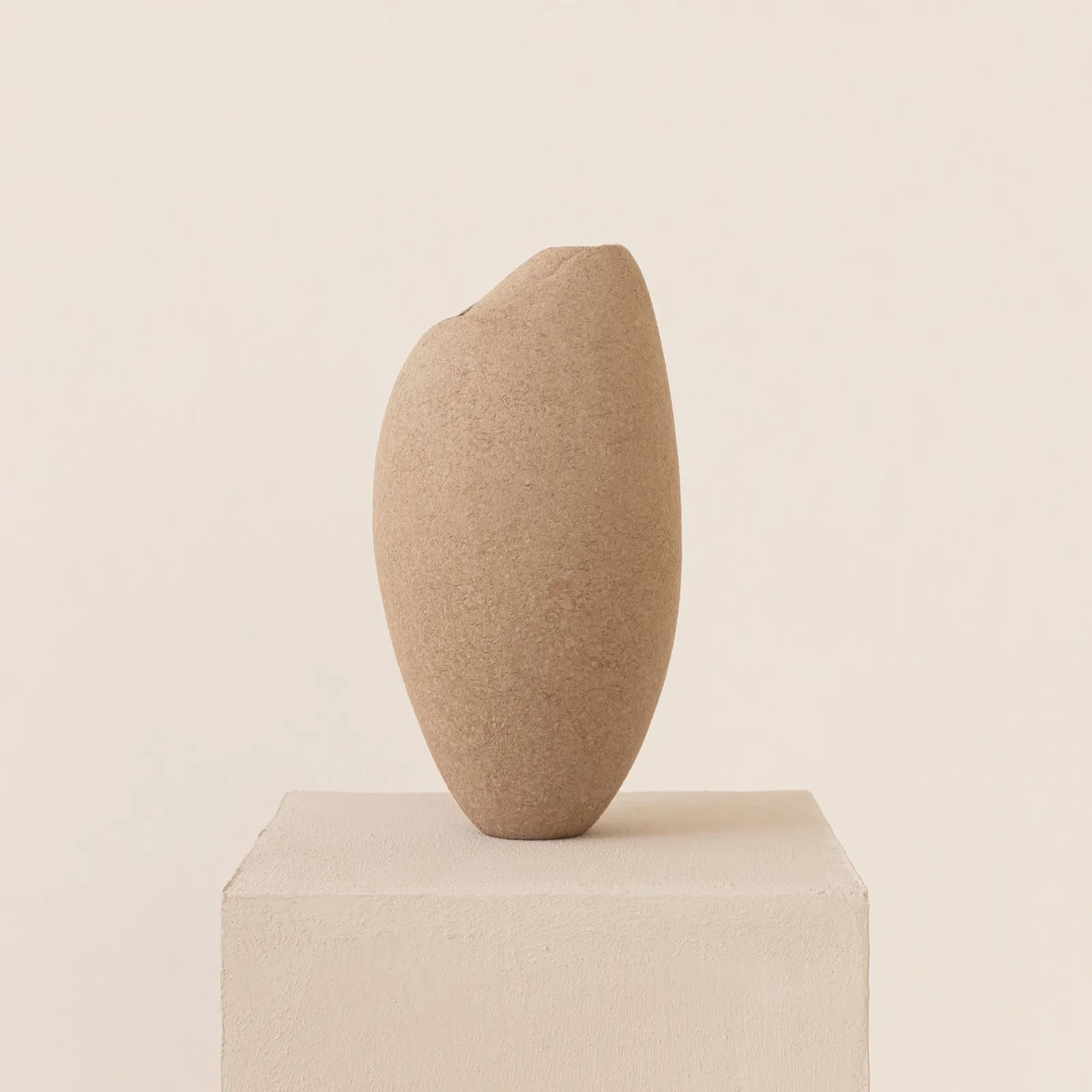 Domingos Tótora, Casca Vase 03, 2011