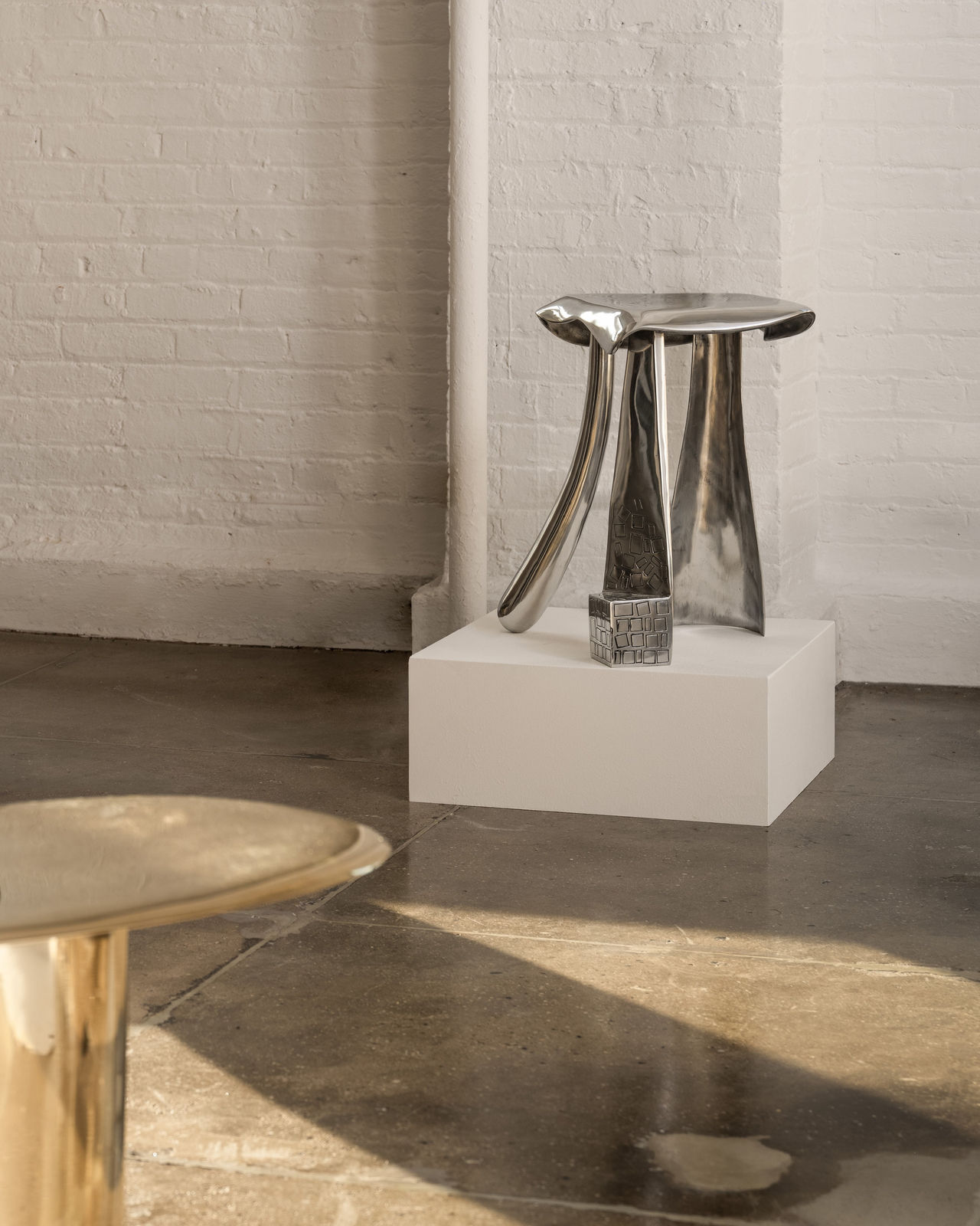 Lucas Recchia, Tripede Table, 2021