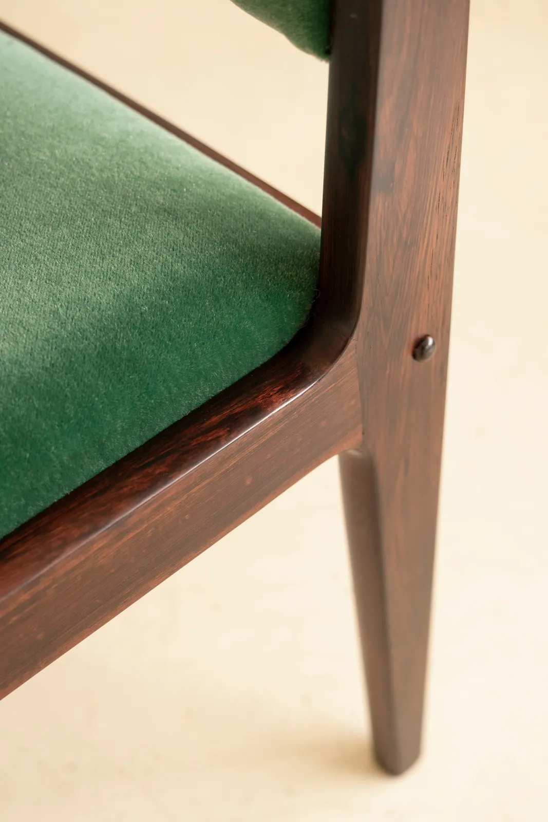 Sergio Rodrigues, Bloch Chairs (8 units), c. 1965