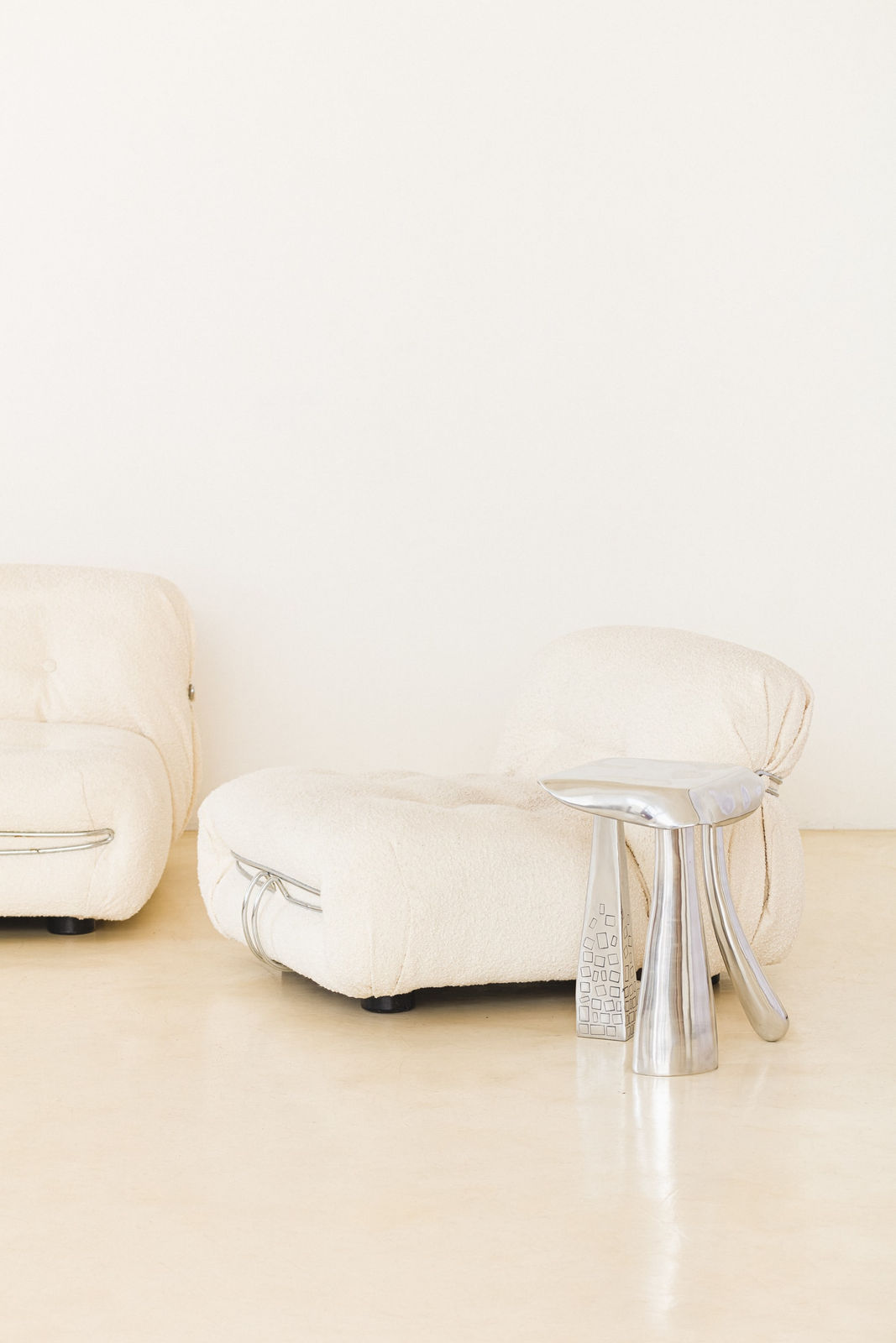 Lucas Recchia, Tripede Table, 2021