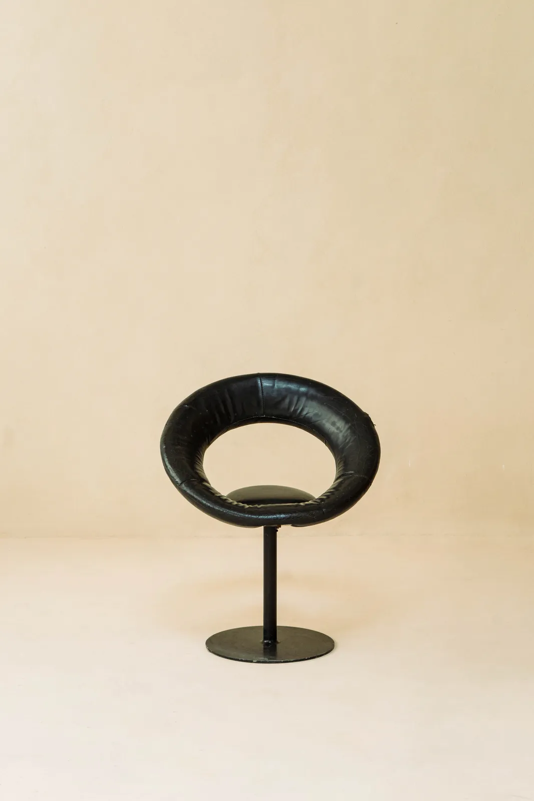 Ricardo Fasanello, Anel 60’s Armchair (1 unit), 1970