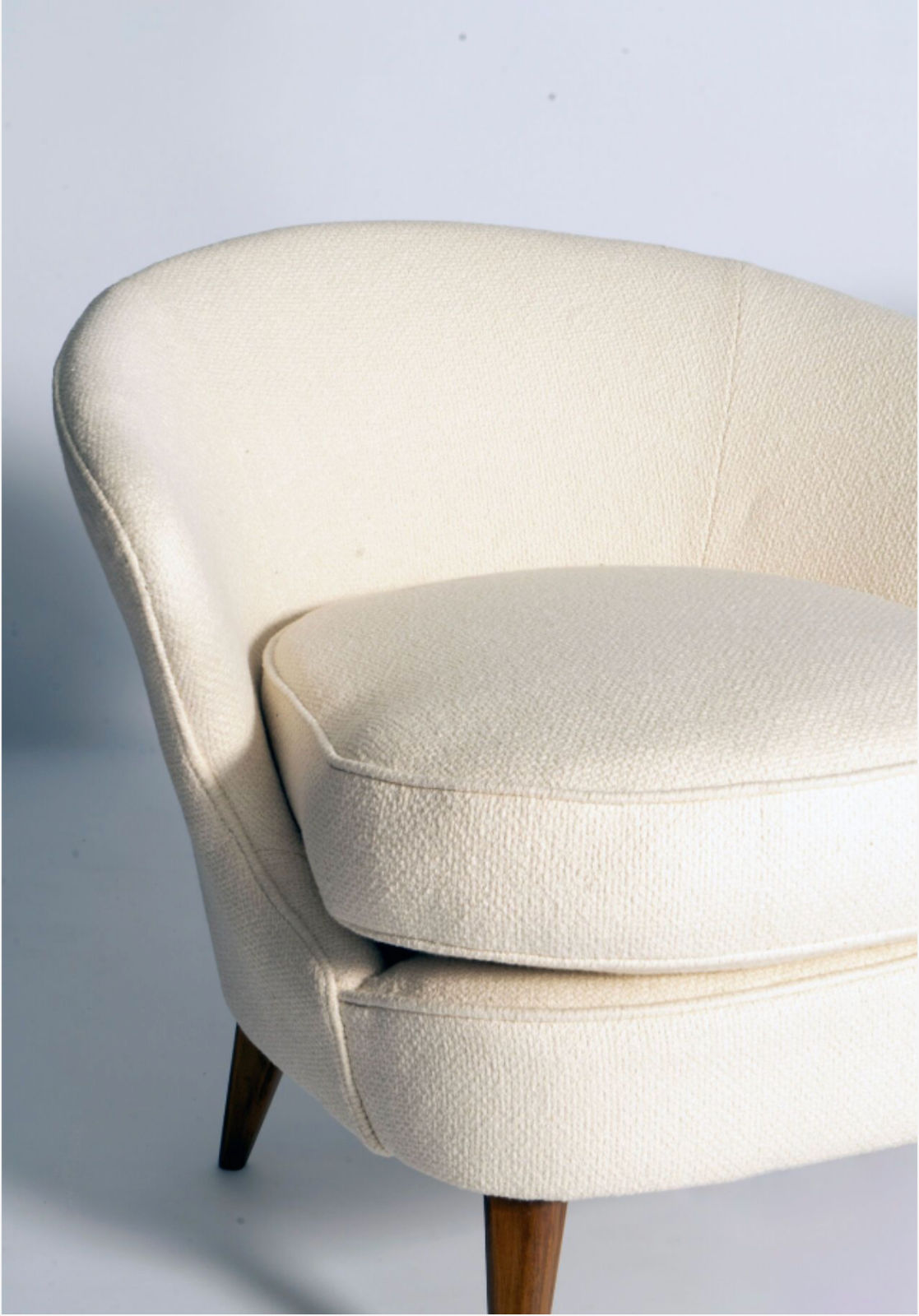 Joaquim Tenreiro, Paire de Fauteuils "Concha"/ Pair of "Concha" Armchairs, 1955