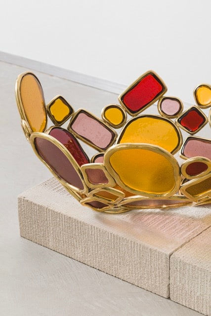 Lucas Recchia, Centre de Table / Centerpiece - Distorção Material, 2025