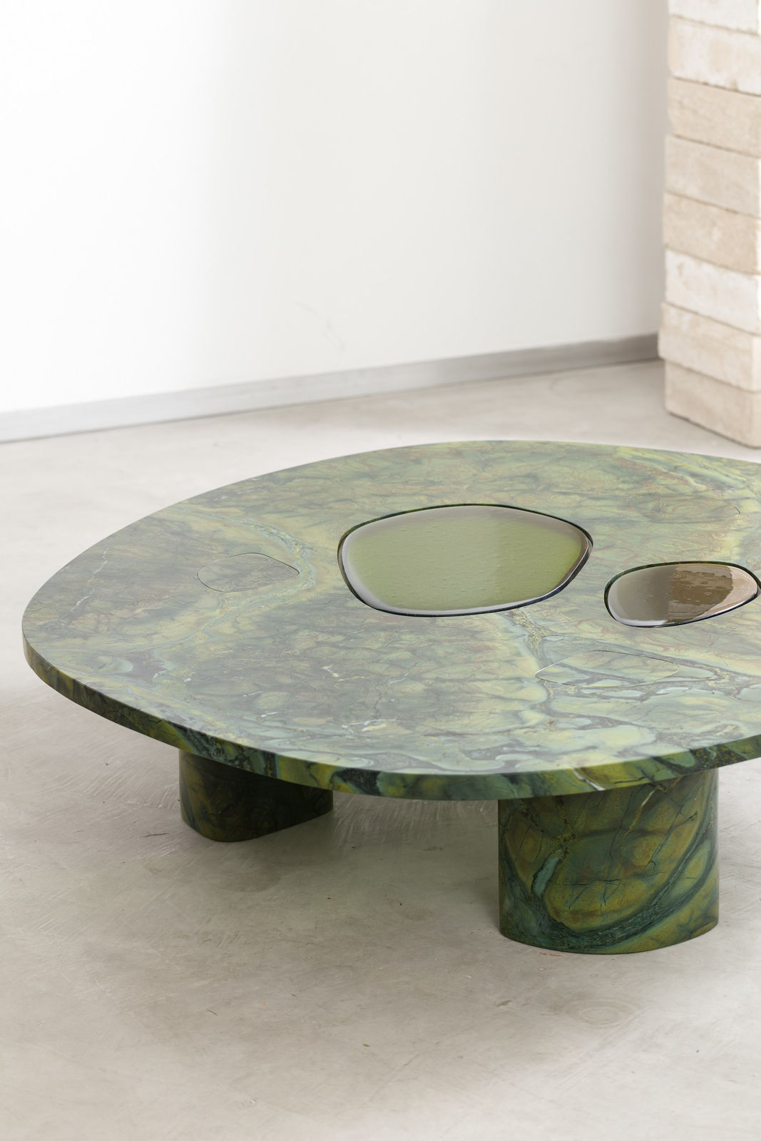 Lucas Recchia, Table Basse / Coffee Table "Janelas" , 2023