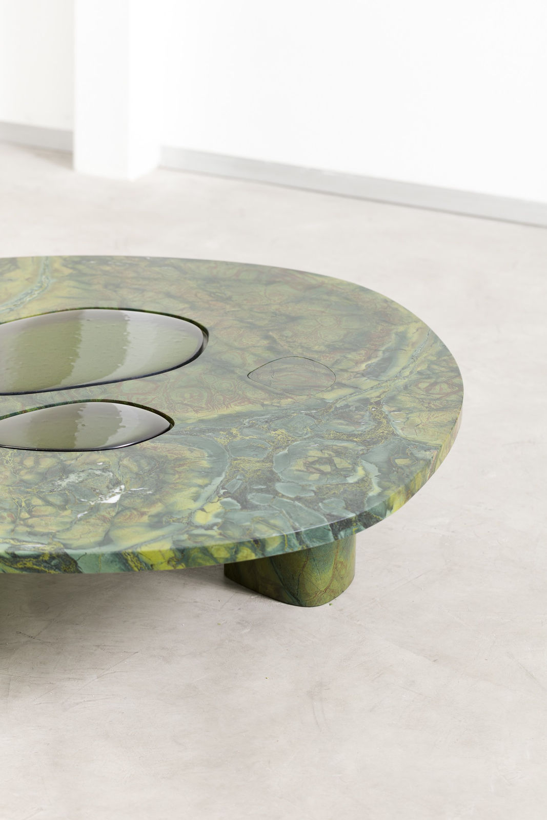 Lucas Recchia, Table Basse / Coffee Table "Janelas" , 2023