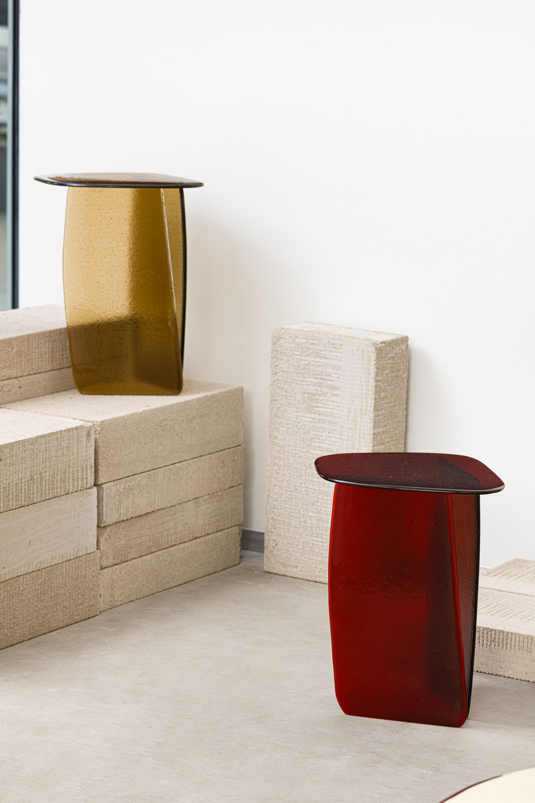 Lucas Recchia, Table d'Appoint / Side Table - Morfa 01 , 2025