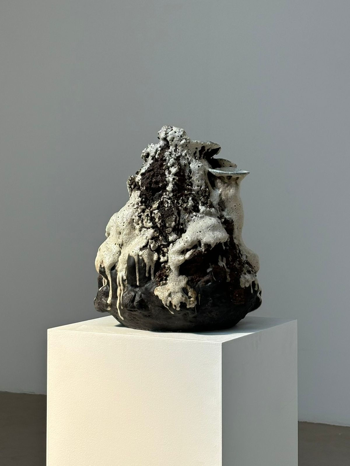 Nicole & Luiza Toldi, Céramique / Ceramic "Erosao #6" , 2024