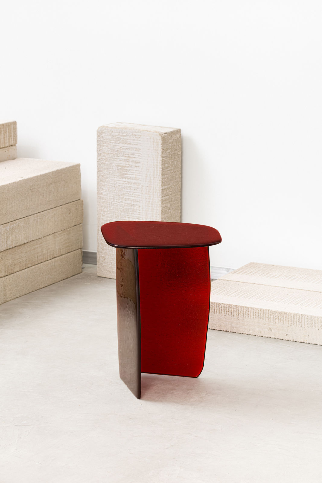 Lucas Recchia, Table d'Appoint / Side Table - Morfa 01 , 2025