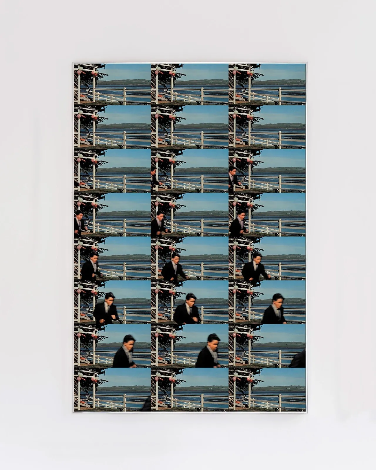 Garrett Pruter, The Birds (00:52:29), 2023, Shown at Brigade Gallery in Copenhagen, Denmark.