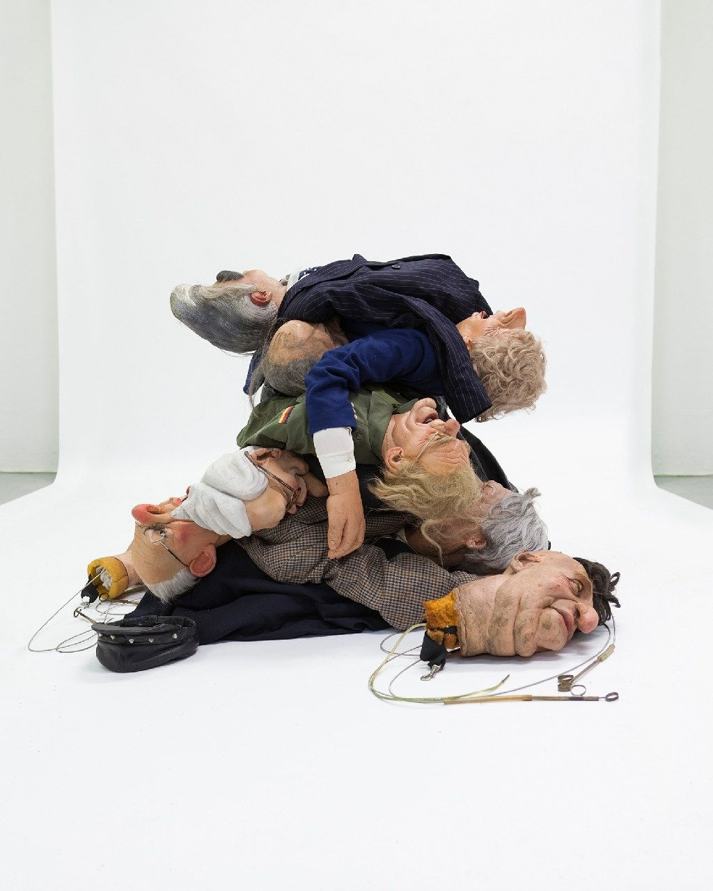 Andrew Bruce And Anna Fox, Spitting - Pile, 2015