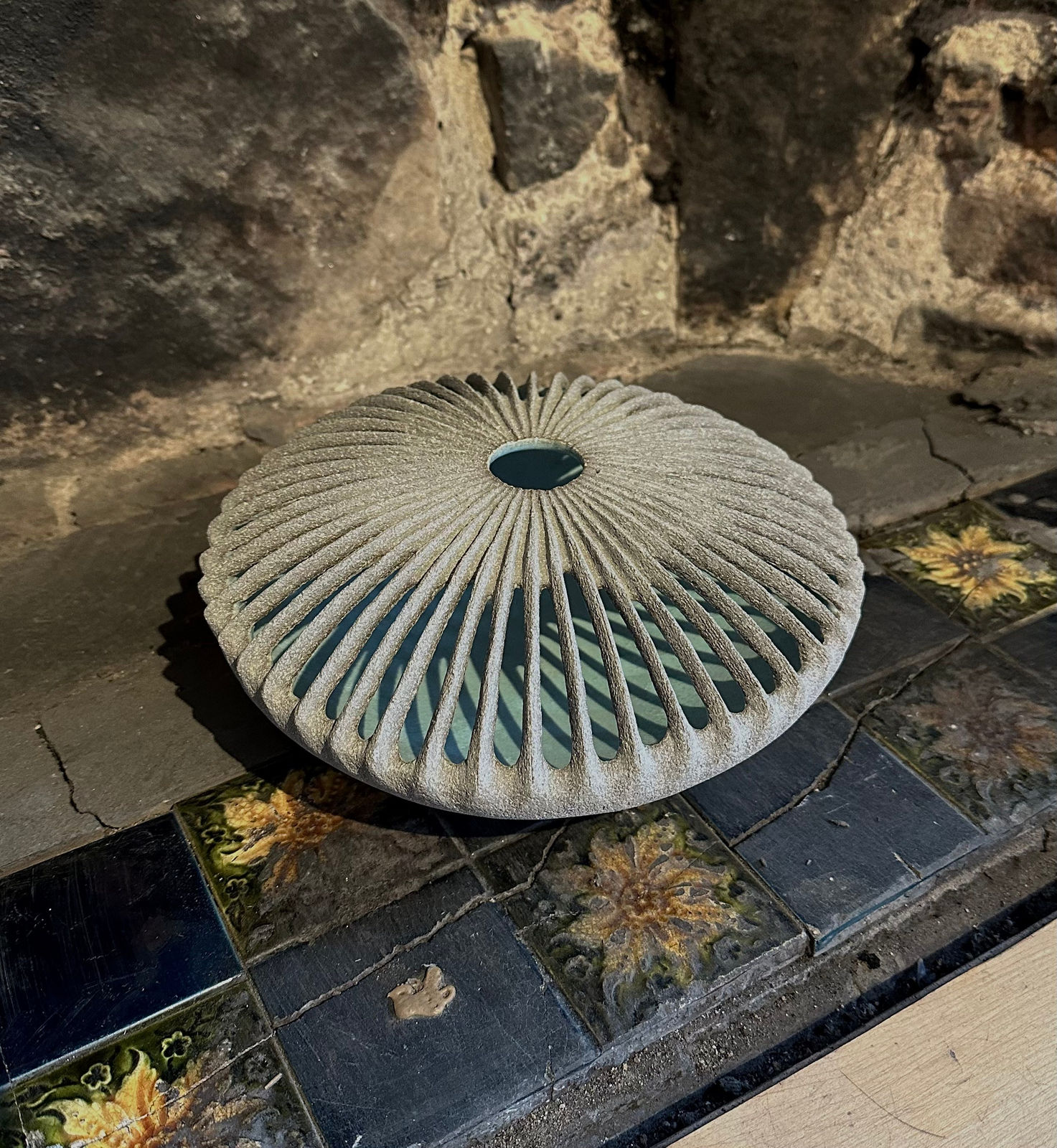 Michele Bianco, Large Vessel with Gills - Aqua, 2022