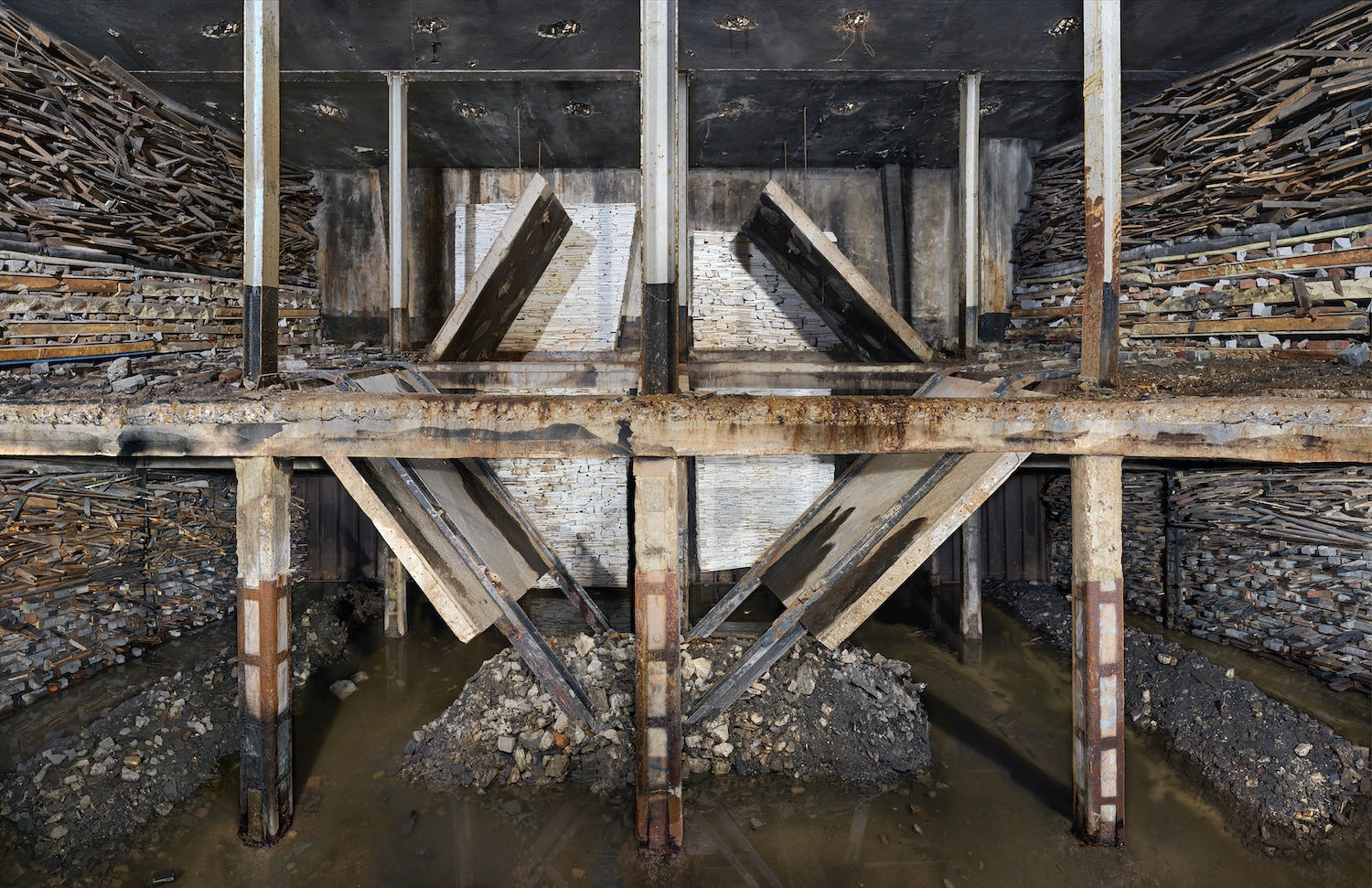 Marjan Teeuwen, Destroyed House Brutus 1, 2024