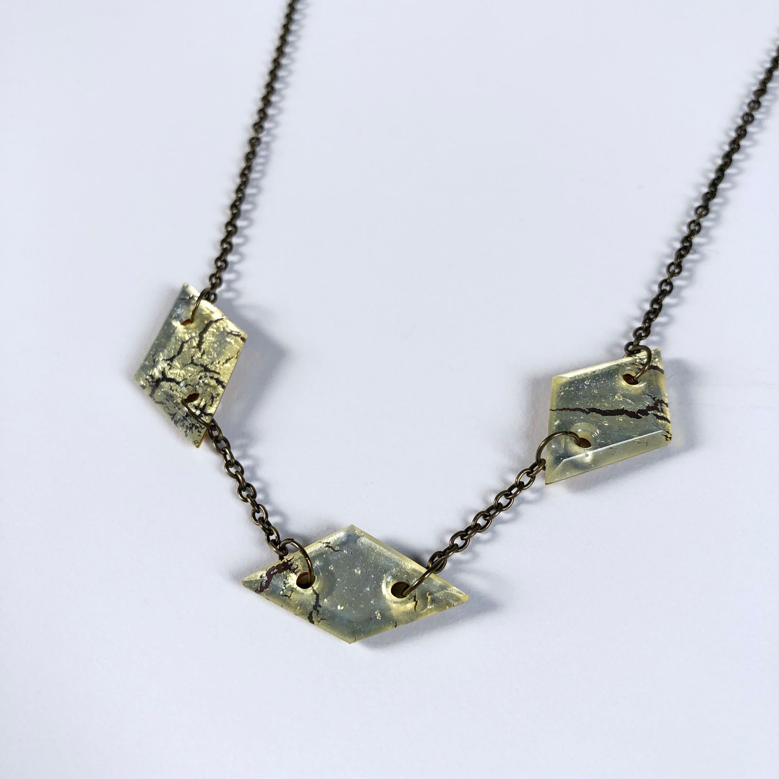 Geometric Glass Strand Necklace - Metallic Crackle