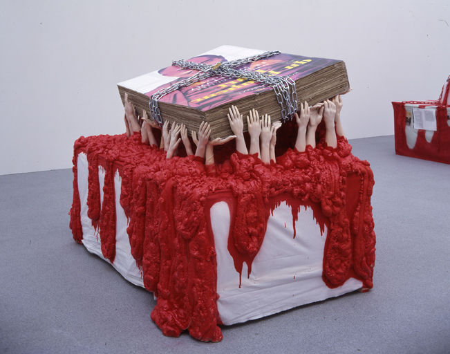 Thomas Hirschhorn, Les Quatres Livres (L'art du bonheur), 2005