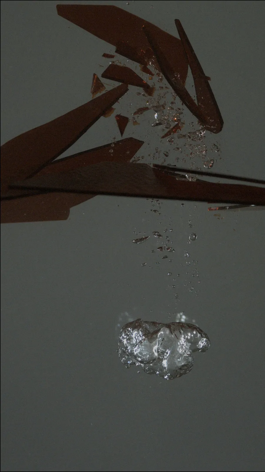 Motohiko Odani, A Dead Man Sleeping, 2013