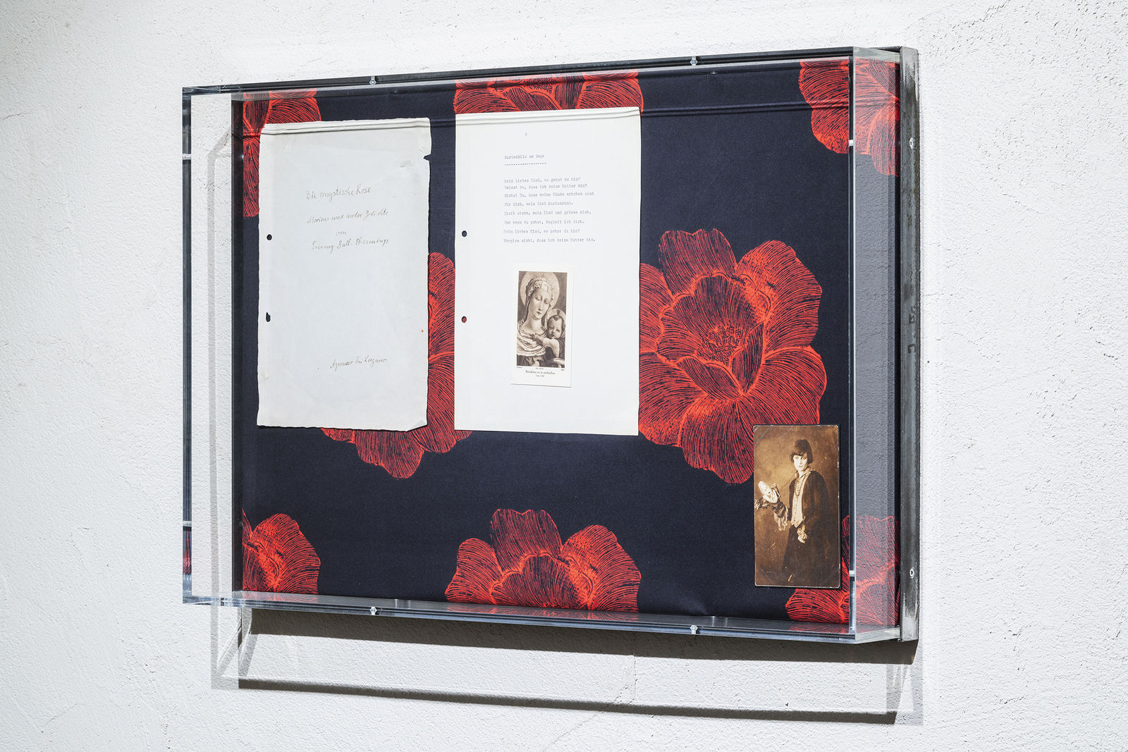 Sitara Abuzar Ghaznawi, Showcase (Flower 3), 2020