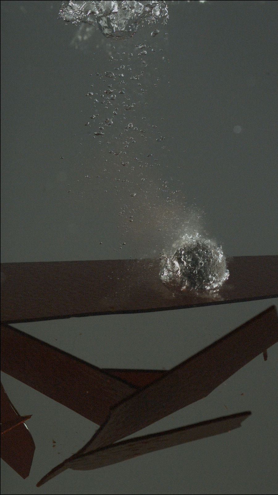 Motohiko Odani, A Dead Man Sleeping, 2013