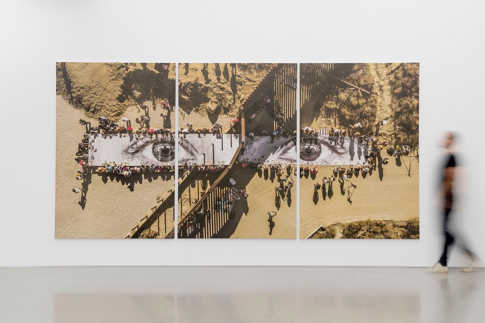 JR, Migrants, Mayra, Picnic across the border, Quadrichromie, Tecate, Mexico - U.S.A., 2018