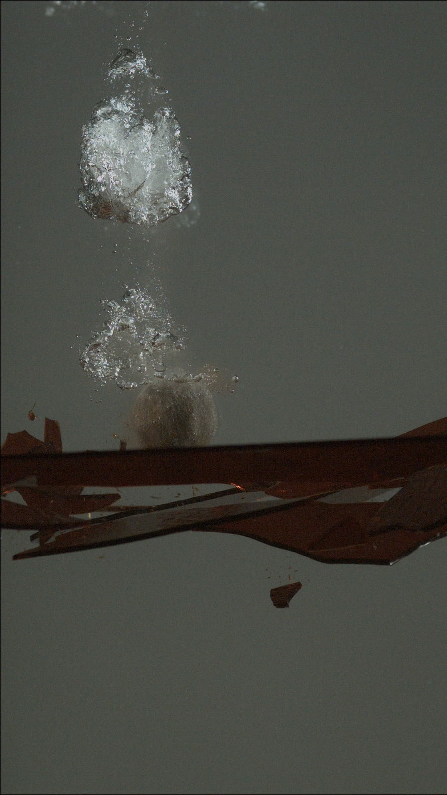 Motohiko Odani, A Dead Man Sleeping, 2013