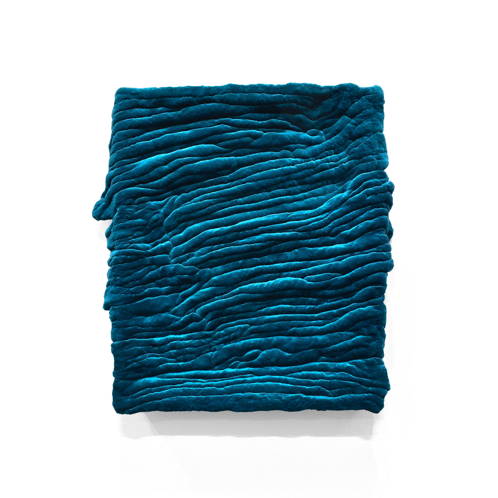 Schiacciato 17 (S.P.R.1), Filippo Moroni, 2025 Polyurethane foam, chenille velvet, and wood. From the Schiacciato series. Image courtesy of Buysse Gallery. © Filippo Moroni. All rights reserved.