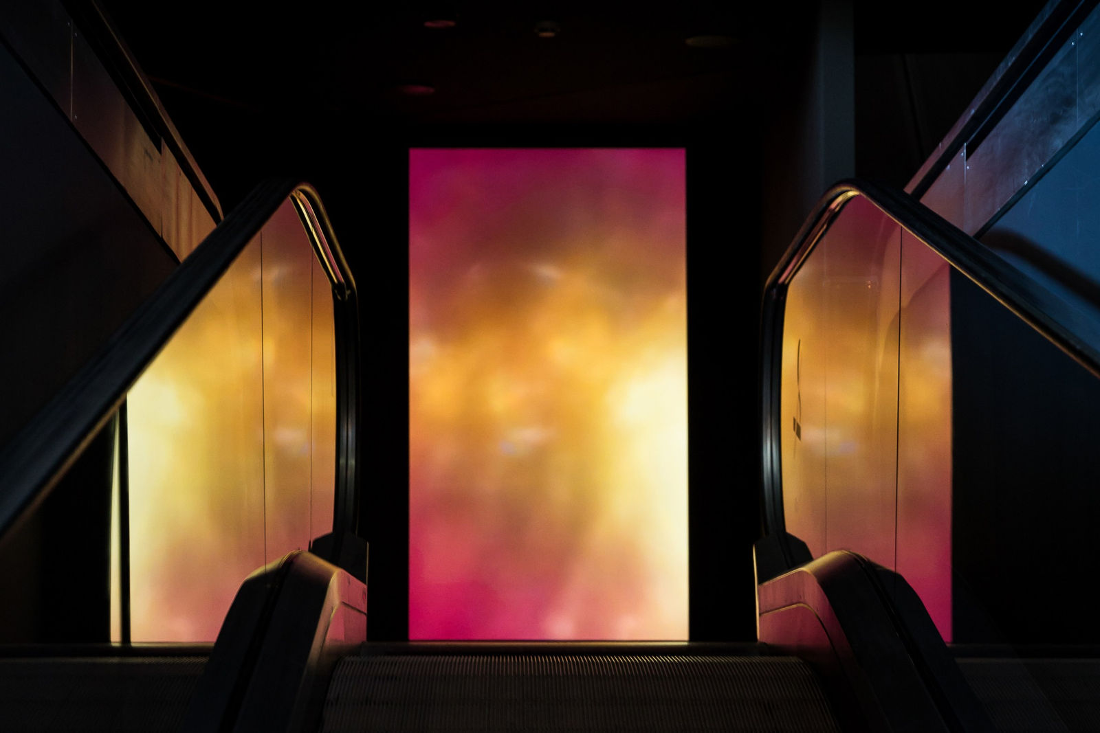 Monica Bonvicini, I See a White Building, Pink and Blue, 2020